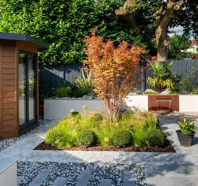Contemporary Garden Studio & Architectural Border